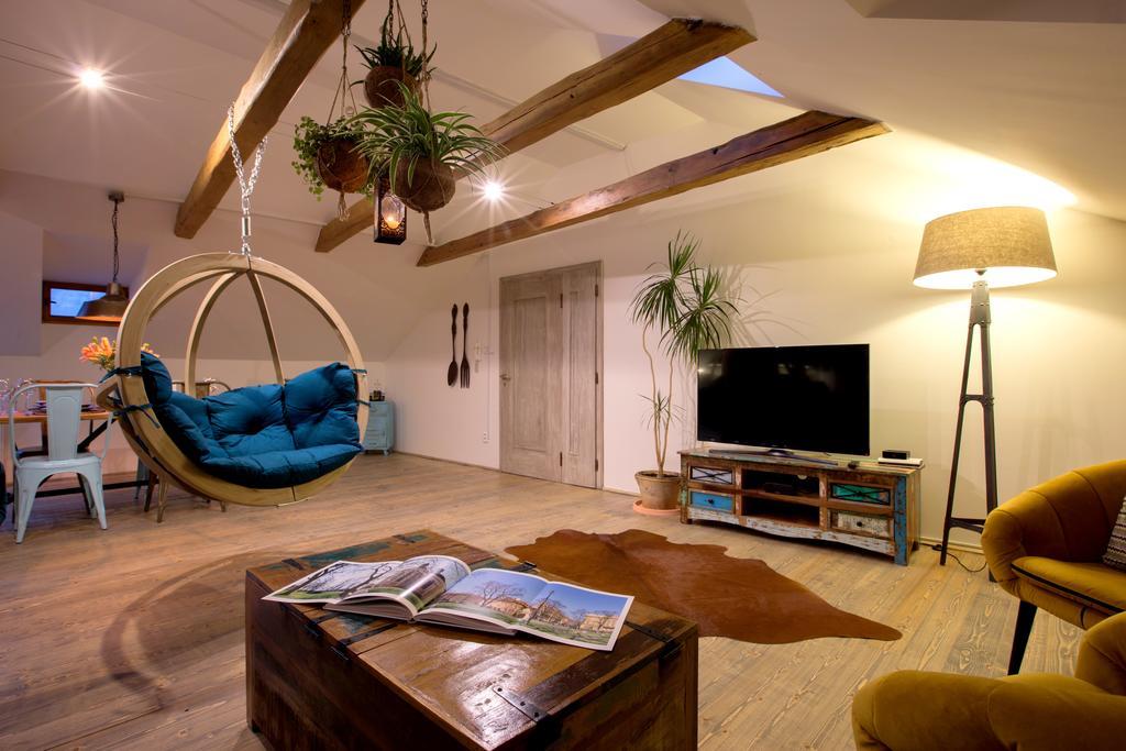 Gigantic Anenska Penthouse Apartment Praga Exterior foto